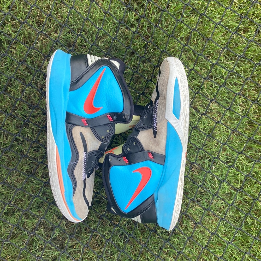 Kyrie infinity ♾️